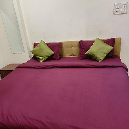 Hotel Rose Valley Indore Zewnętrze zdjęcie
