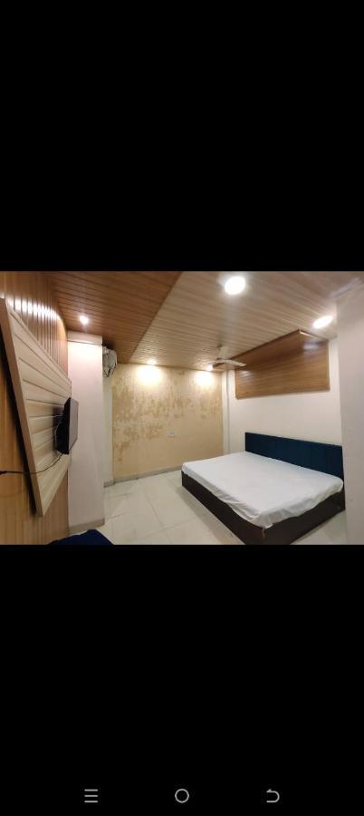 Hotel Rose Valley Indore Zewnętrze zdjęcie
